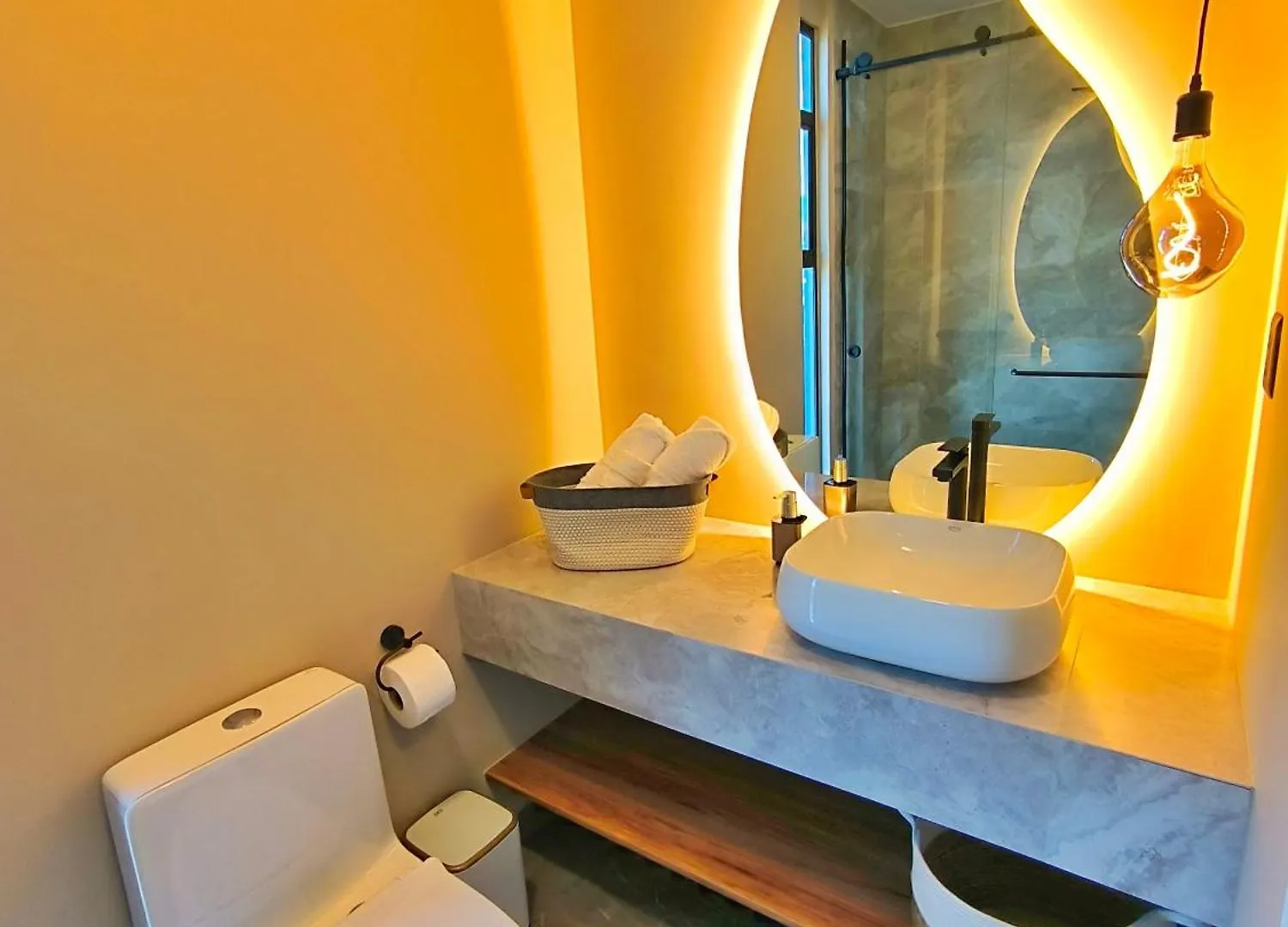 كويتو Suites & Apartments Coliving Ecuador Luxury Xoe شقة فندقية