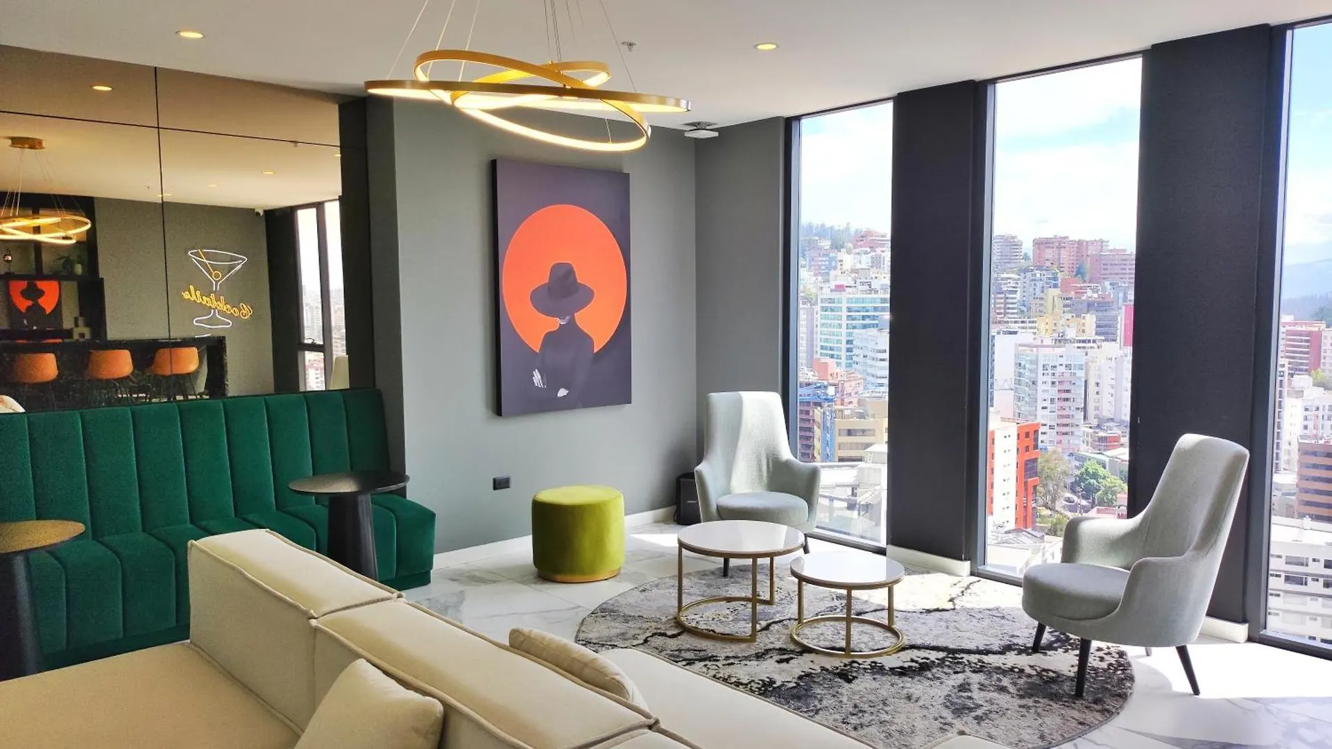 شقة فندقية كويتو Suites & Apartments Coliving Ecuador Luxury Xoe