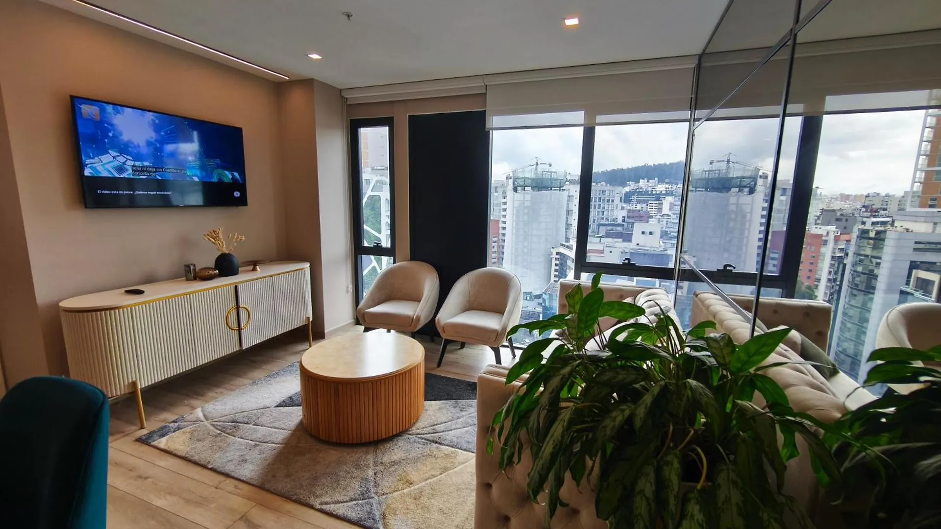 كويتو Suites & Apartments Coliving Ecuador Luxury Xoe 0*,  الإكوادور