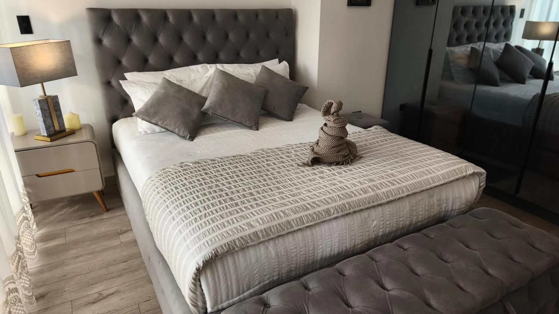 كويتو Suites & Apartments Coliving Ecuador Luxury Xoe الإكوادور