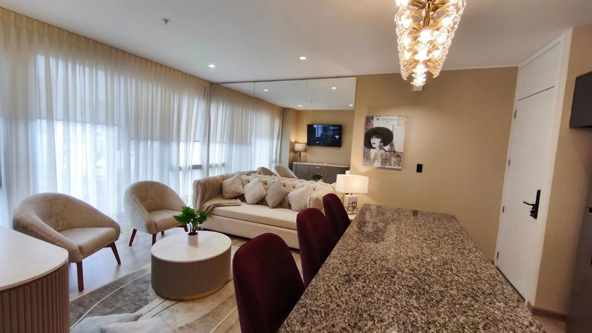 كويتو Suites & Apartments Coliving Ecuador Luxury Xoe