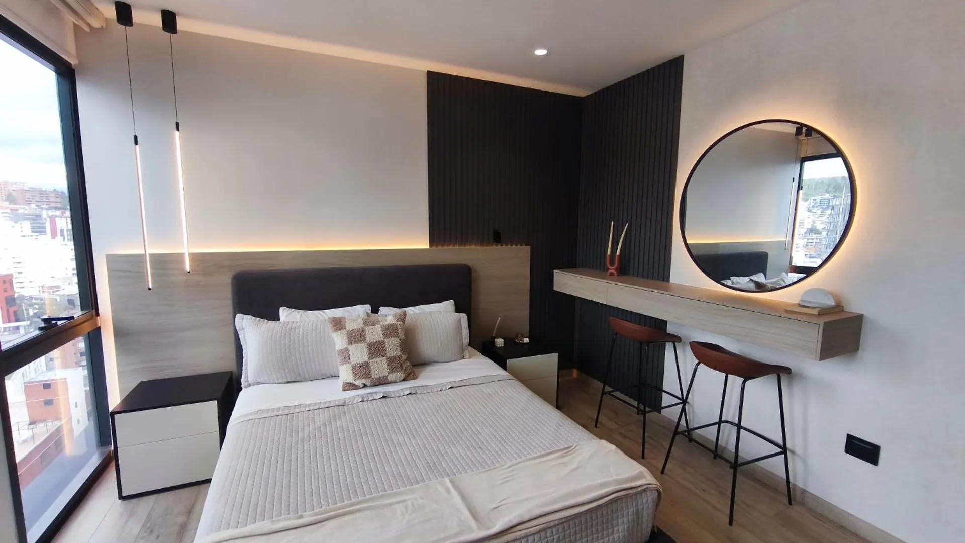 كويتو Suites & Apartments Coliving Ecuador Luxury Xoe