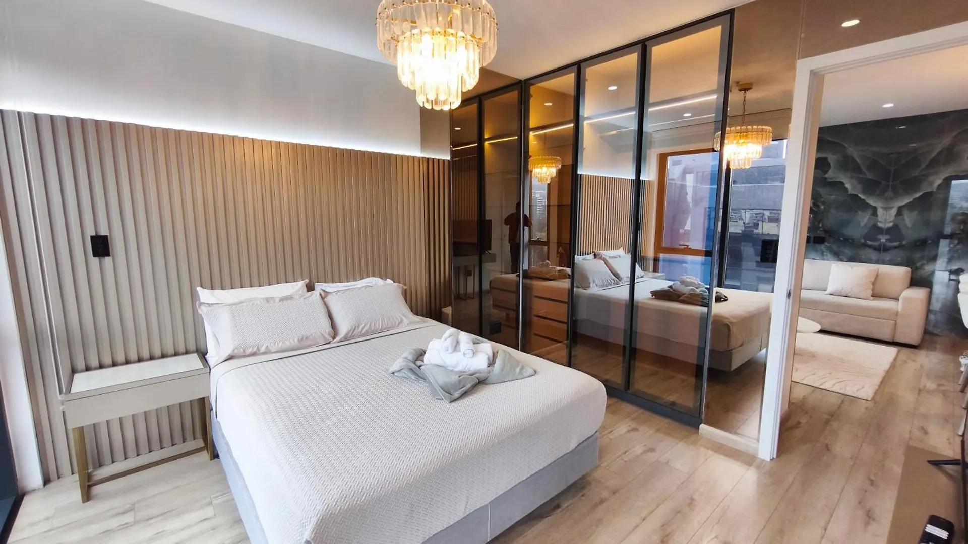شقة فندقية كويتو Suites & Apartments Coliving Ecuador Luxury Xoe الإكوادور