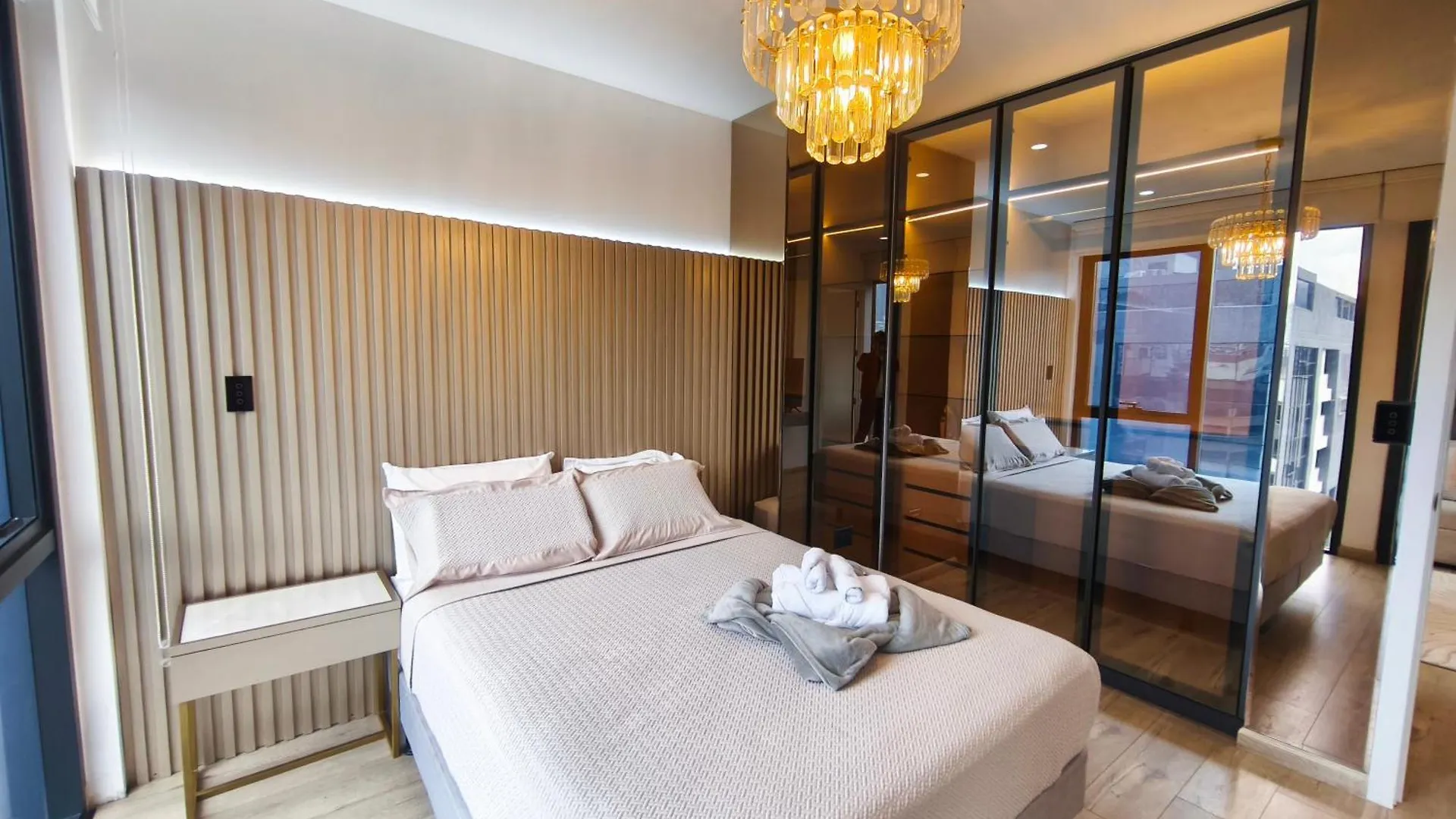 كويتو Suites & Apartments Coliving Ecuador Luxury Xoe شقة فندقية